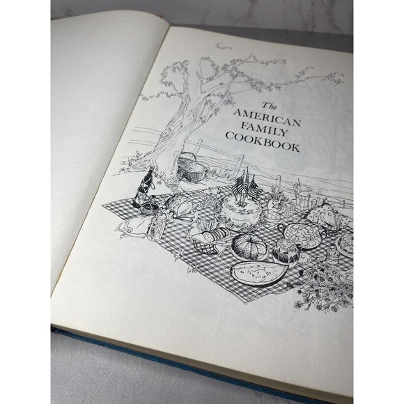 The American Family Cookbook New Revised Edition Culinary Arts Institute 1974 - Picture 7 of 16